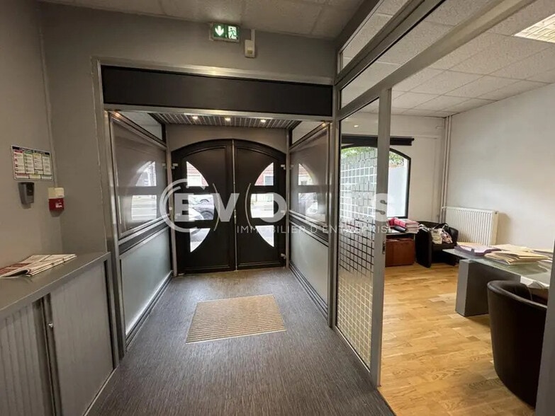 Bureau dans Amiens à louer - Hall d’entrée – Image 3 sur 5