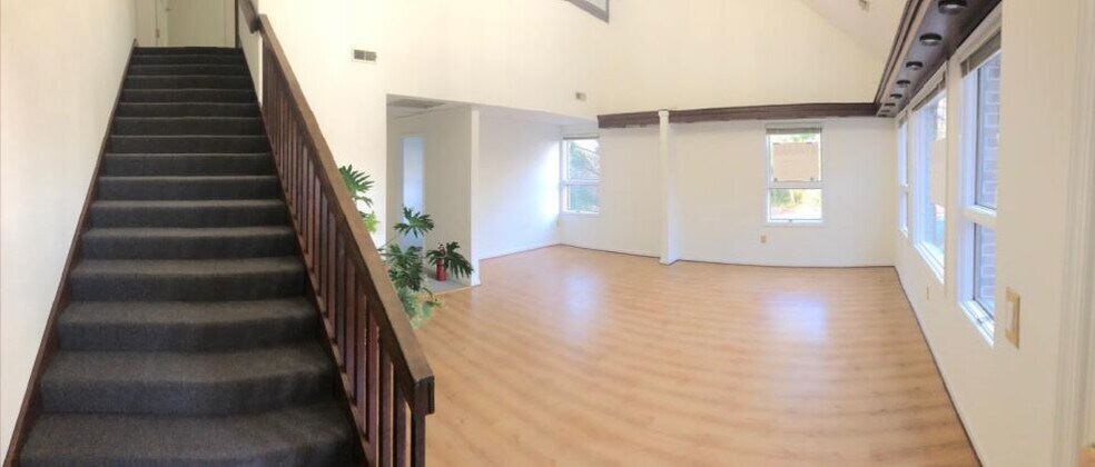 1321 Jamestown Rd, Williamsburg, VA à louer - Photo intérieure – Image 2 sur 9