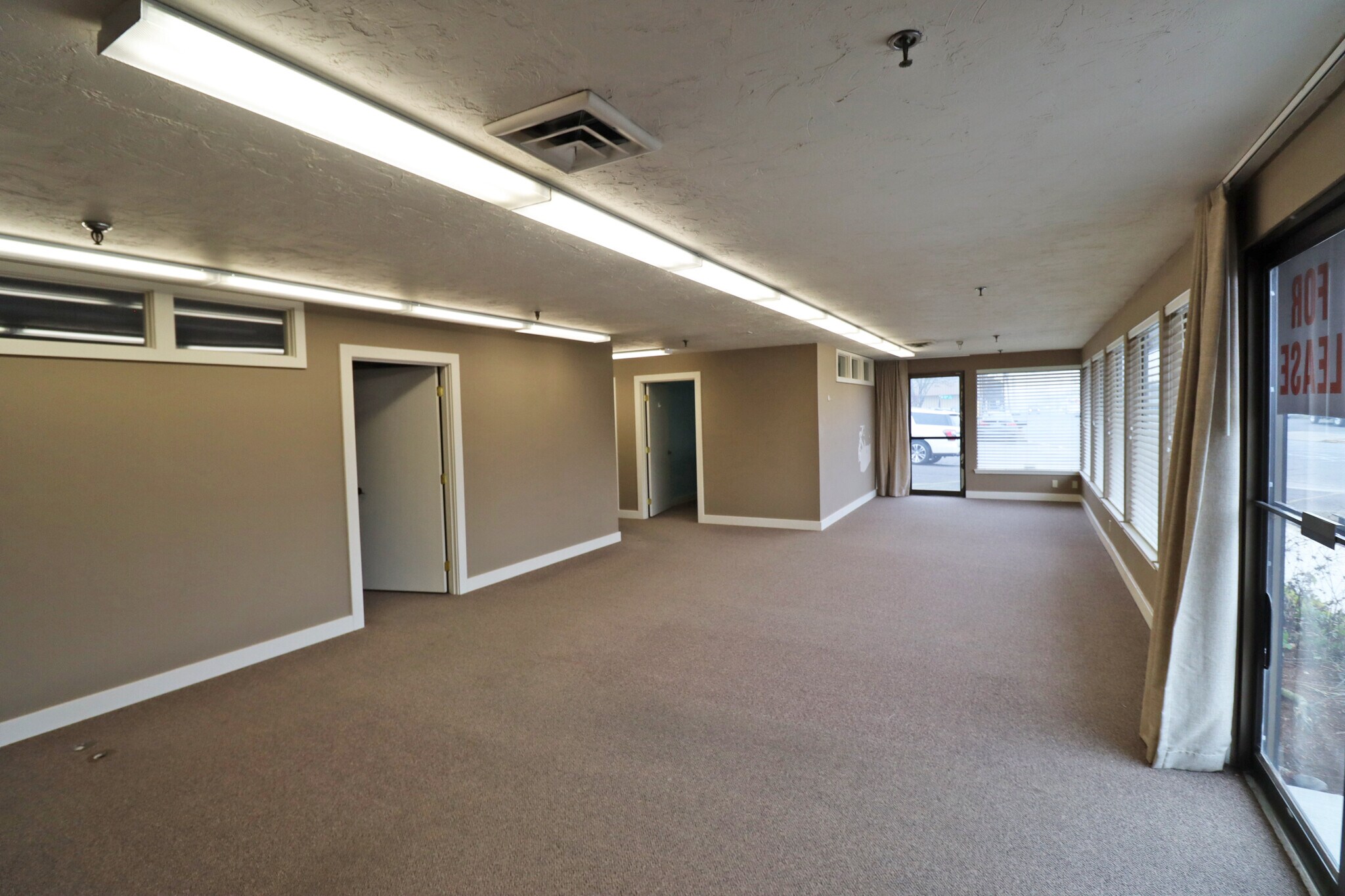 1000 Conger St, Eugene, OR à louer Photo intérieure– Image 1 sur 8