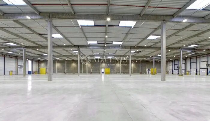 Industriel/Logistique dans Marly-la-Ville à louer - Photo de l’immeuble – Image 1 sur 6