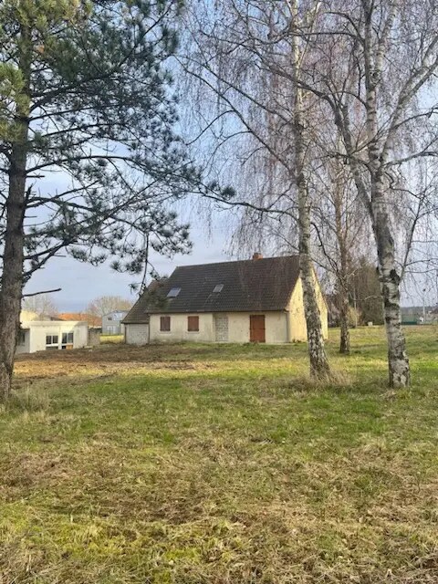 Bureau dans Connerré à vendre Photo principale– Image 1 sur 1