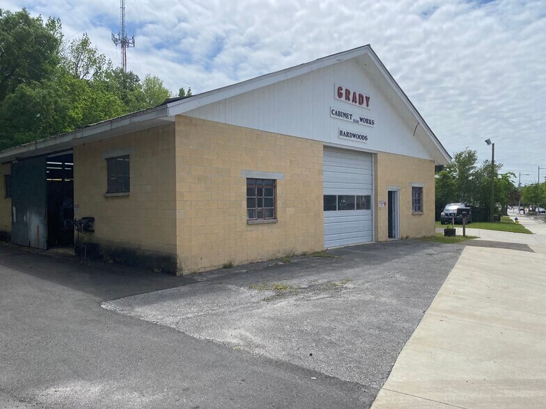 1529 S Main St, Gainesville, FL à vendre - Photo de l’immeuble – Image 2 sur 11