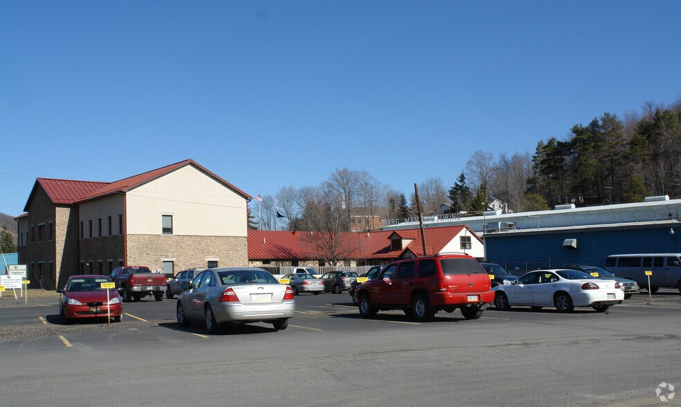 115 Gulick St, Blossburg, PA à vendre - Photo de l’immeuble – Image 3 sur 3