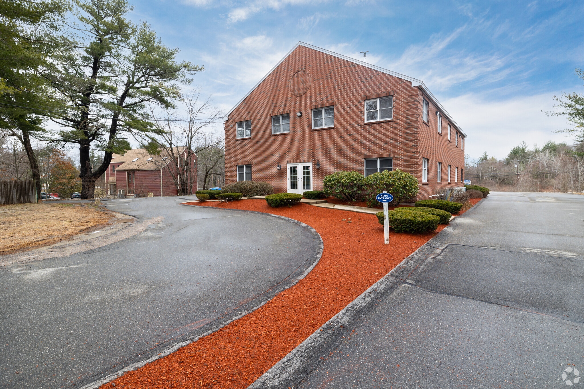 5 Buttrick Rd, Londonderry, NH à louer Photo principale– Image 1 sur 81