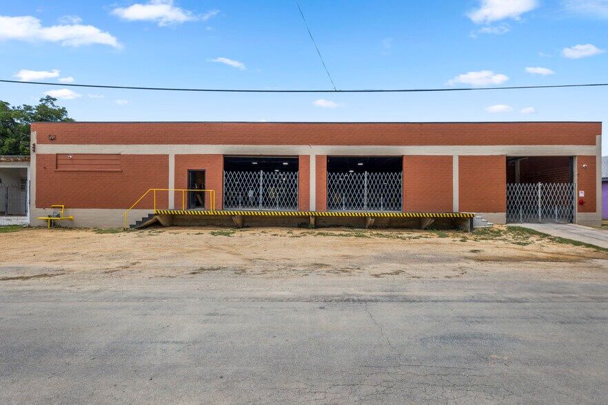 1027 Morales St, San Antonio, TX à vendre - Photo de l’immeuble – Image 3 sur 4