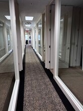 2222-2226 State Road 580, Clearwater, FL à vendre Photo intérieure– Image 2 sur 11