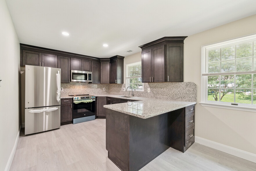 2101-2110 Whitpain Hls, Blue Bell, PA à vendre - Photo de l’immeuble – Image 3 sur 10