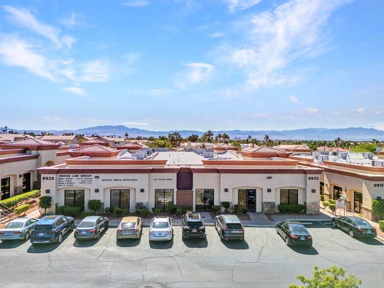 8905 S Pecos Rd, Henderson, NV à louer - Photo de l’immeuble – Image 1 sur 32