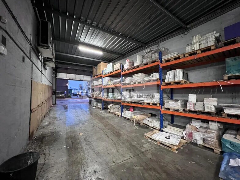 Local d’activités dans Le Thillay à louer - Photo intérieure – Image 2 sur 2