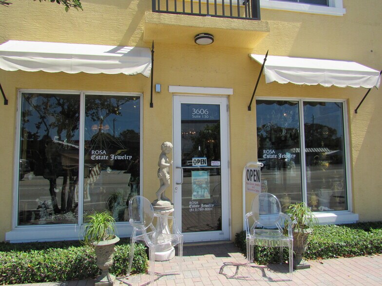 3600-3622 S Dixie Hwy, West Palm Beach, FL à vendre - Photo de l’immeuble – Image 2 sur 4