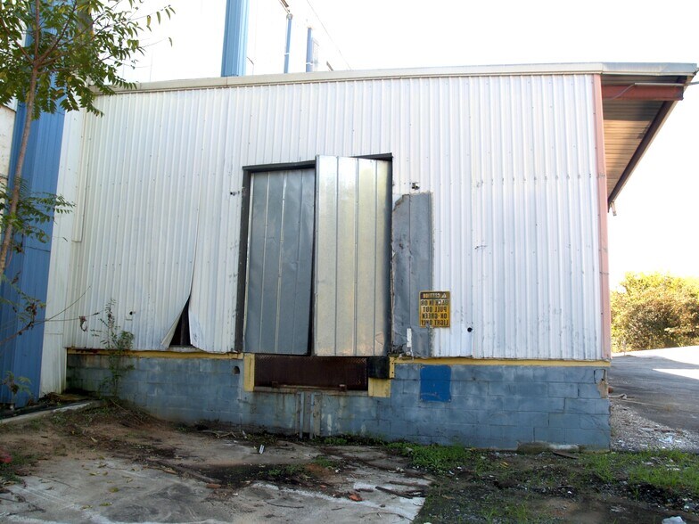 1945 Waterville Rd, Macon-Bibb, GA à vendre - Photo de l’immeuble – Image 3 sur 13