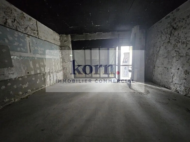 Local commercial dans Paris à louer - Photo intérieure – Image 2 sur 4