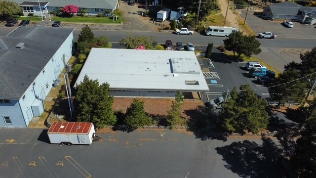 1576 12th St, Florence, OR à vendre - Photo de l’immeuble – Image 3 sur 24