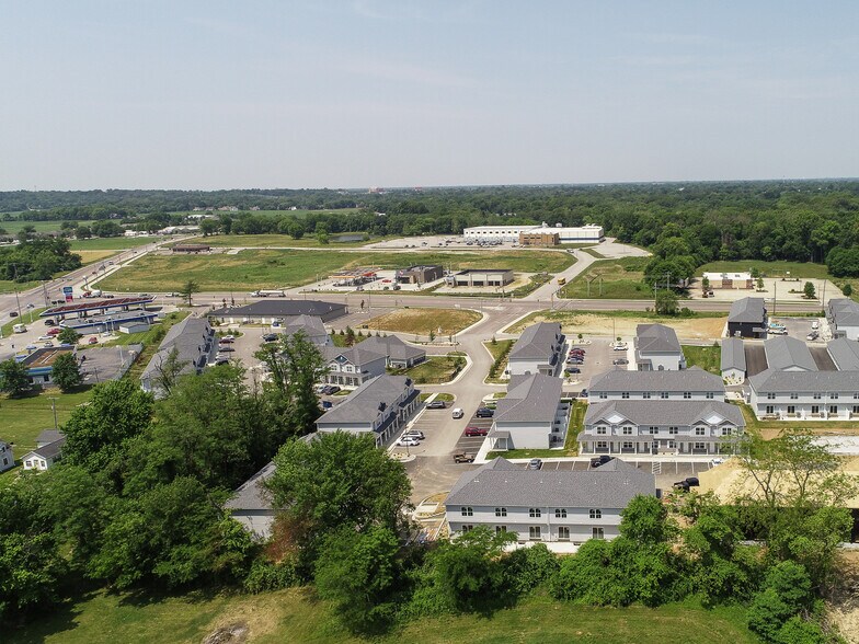 218 Scott-Troy, O'Fallon, IL à vendre - Aérien – Image 2 sur 3