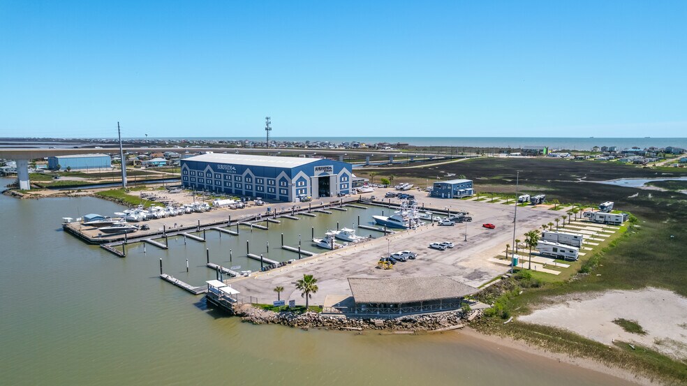 827 Gulf Rd, Freeport, TX à vendre - Photo de l’immeuble – Image 3 sur 5