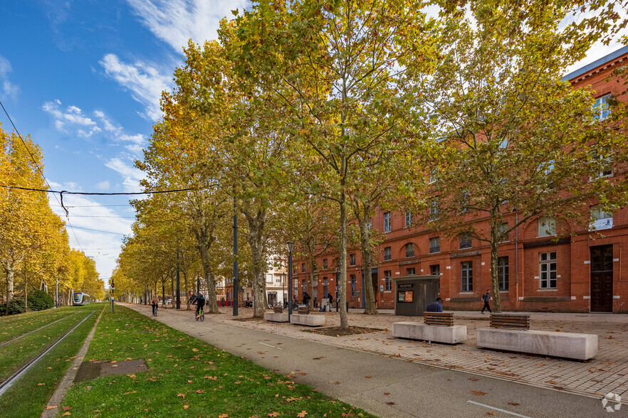 Bureau dans Toulouse à louer - Photo de l’immeuble – Image 3 sur 5