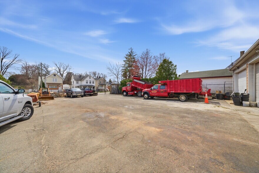 437-438 Burnside St, Orange, NJ à vendre - Photo de l’immeuble – Image 3 sur 23