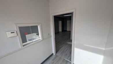 1225 Carnegie St, Rolling Meadows, IL à louer Photo intérieure– Image 2 sur 14