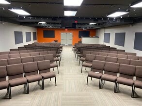 1250 Sutterville Rd, Sacramento, CA à louer Photo intérieure– Image 1 sur 5