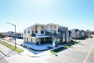 944 Jerome St, Fort Collins, CO à louer Photo de l’immeuble– Image 2 sur 8