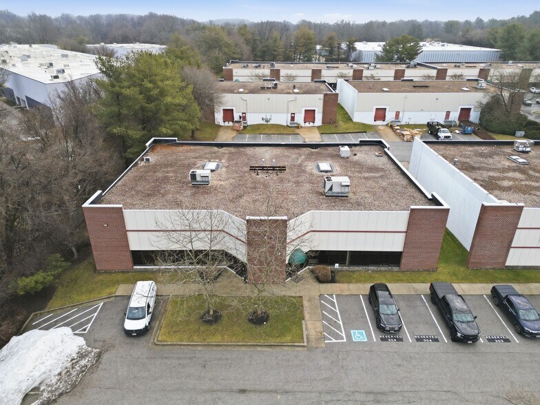 16000 Trade Zone Ave, Upper Marlboro, MD à louer - Photo de l’immeuble – Image 3 sur 33