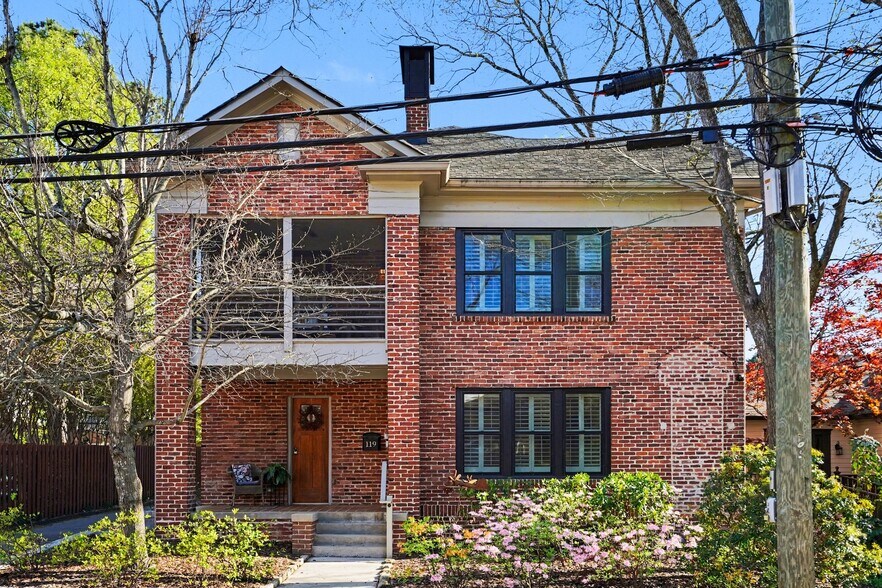 119 E Maple St, Decatur, GA à vendre - Photo de l’immeuble – Image 2 sur 52