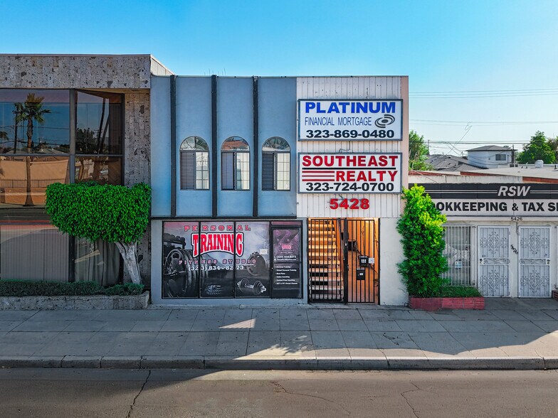 5428 E Beverly Blvd, Los Angeles, CA à vendre - Photo de l’immeuble – Image 1 sur 29