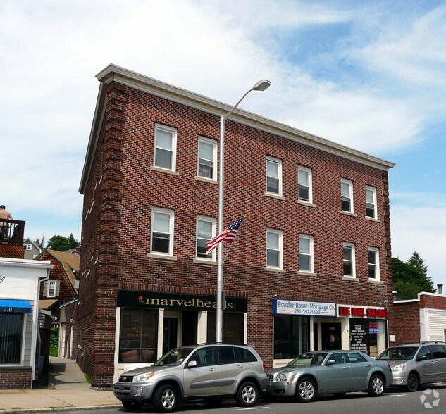 242-246 Humphrey St, Swampscott, MA à vendre - Photo de l’immeuble – Image 1 sur 2