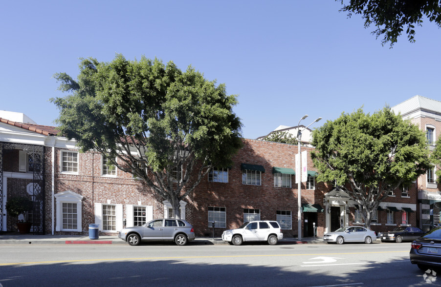 1015 Gayley Ave, Los Angeles, CA à louer - Photo de l’immeuble – Image 1 sur 23