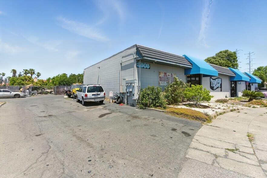 2505 Devpar Ct, Antioch, CA à vendre - Photo de l’immeuble – Image 2 sur 28