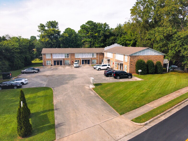 4516 Bonnell Dr NW, Huntsville, AL à vendre - Photo de l’immeuble – Image 2 sur 13
