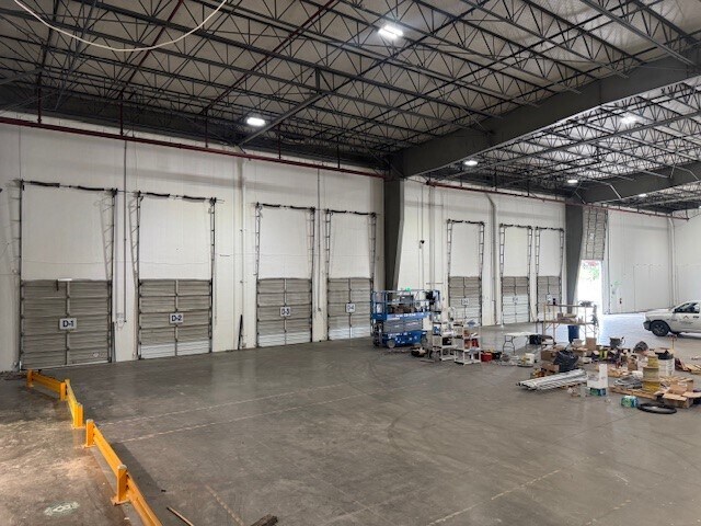 2518 Boeing Way, Stockton, CA à louer - Photo de l’immeuble – Image 2 sur 9