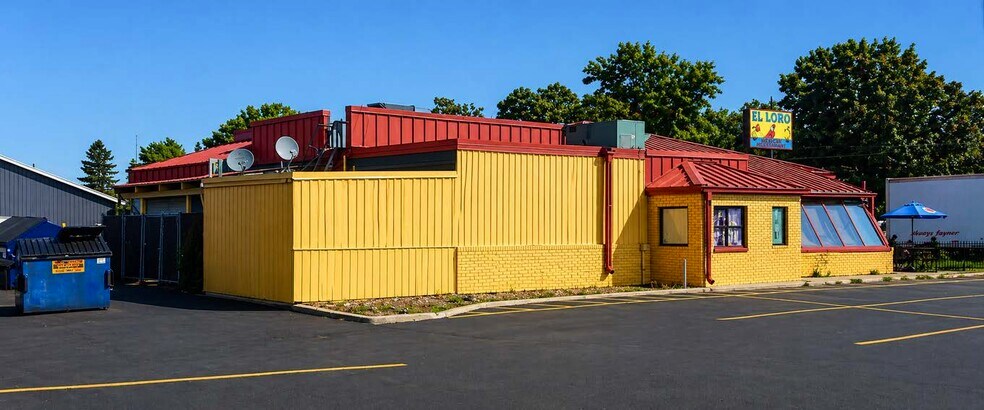 401 N Nokomis St, Alexandria, MN à vendre - Photo de l’immeuble – Image 2 sur 5