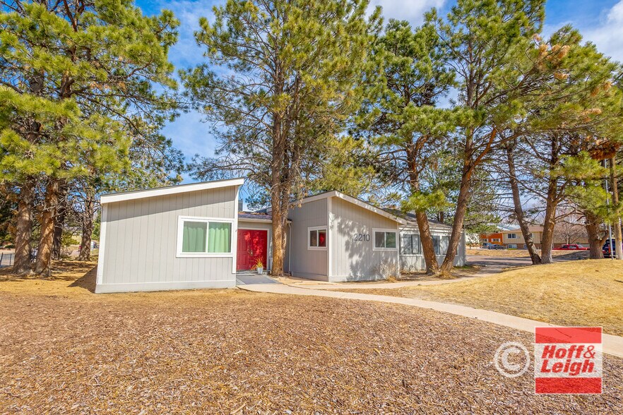 2210 Lelaray St, Colorado Springs, CO à vendre - Photo de l’immeuble – Image 1 sur 17