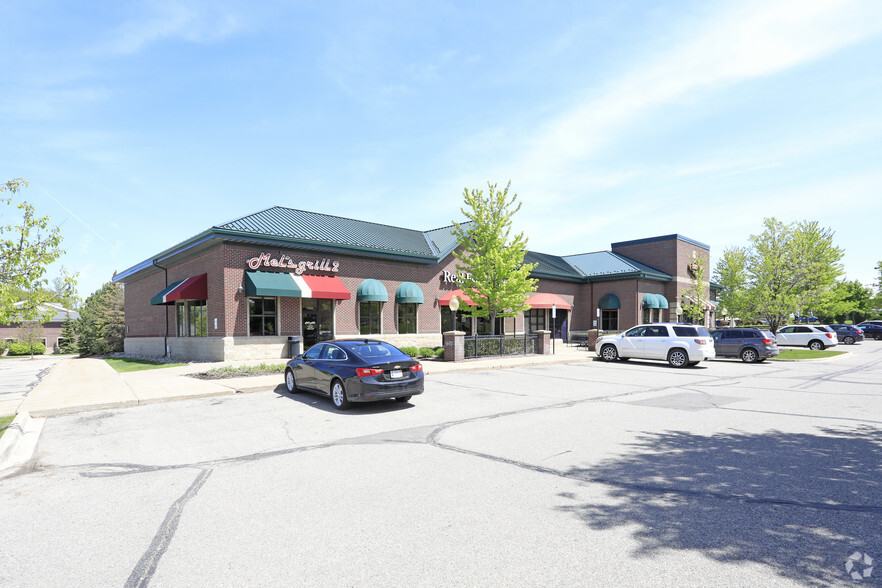7010-7080 Gateway Park Dr, Clarkston, MI à louer - Photo de l’immeuble – Image 2 sur 4