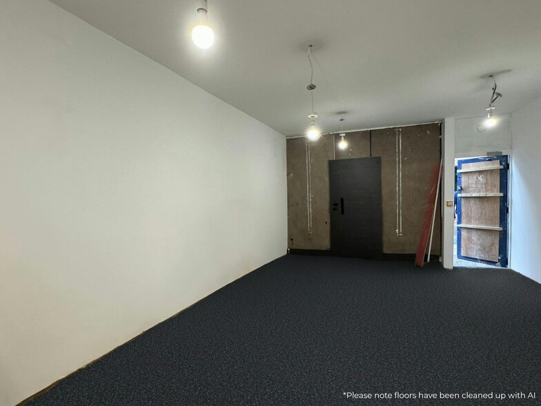 25-25A Warren St, Londres à louer - Photo de l’immeuble – Image 2 sur 3