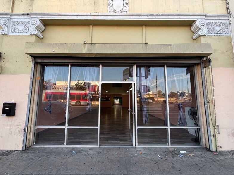 5536-5542 Santa Monica Blvd, Los Angeles, CA à louer - Photo de l’immeuble – Image 2 sur 15