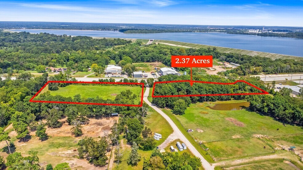 12595 FM 1097 Rd W, Willis, TX à vendre - Photo principale – Image 1 sur 6
