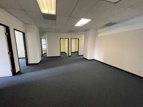 233 A St, San Diego, CA à vendre Photo intérieure– Image 1 sur 3