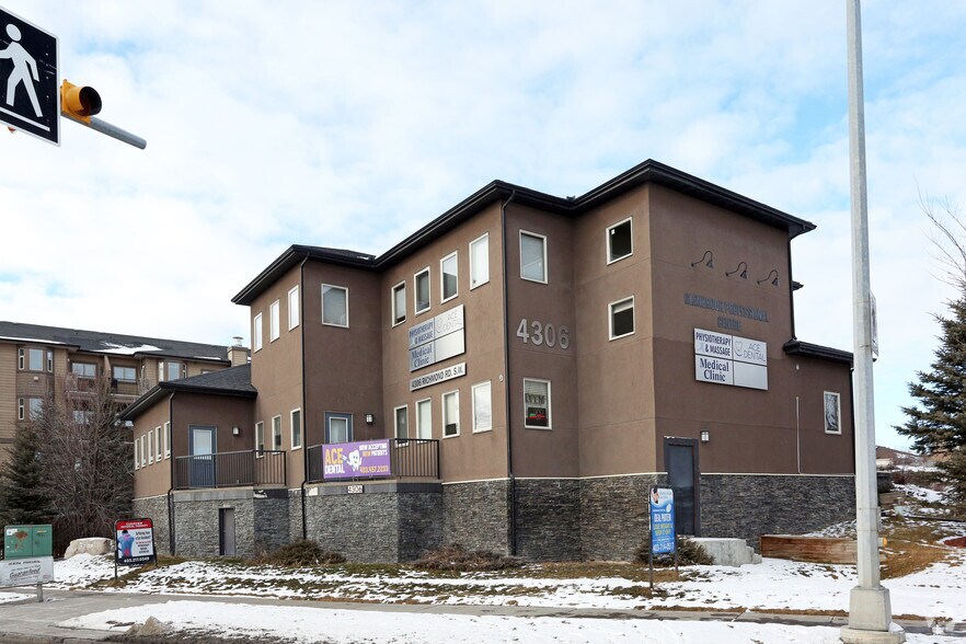 4306 Richmond Rd SW, Calgary, AB à louer - Photo de l’immeuble – Image 3 sur 19
