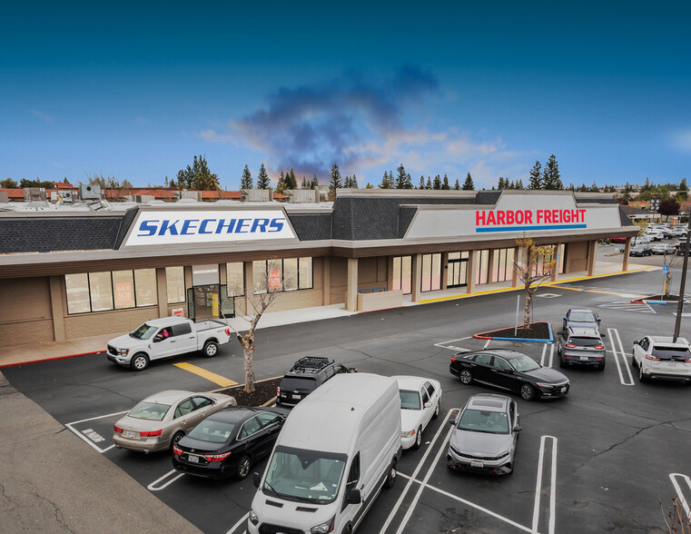 1617 Douglas Blvd, Roseville, CA à vendre - Photo de l’immeuble – Image 1 sur 10