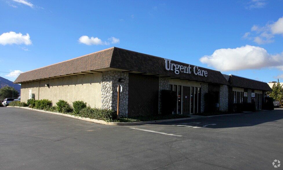 1034 W Ramsey St, Banning, CA à louer - Photo de l’immeuble – Image 3 sur 5