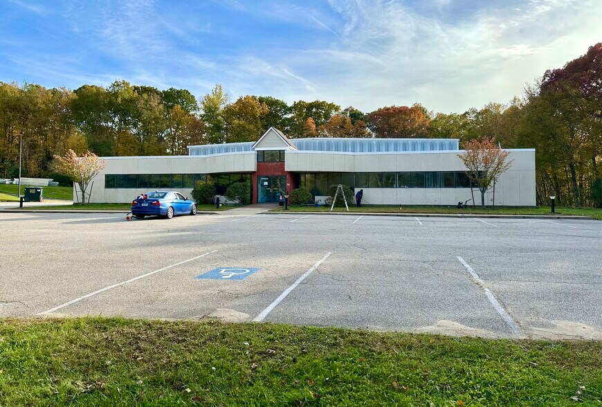 15 Wisconsin Ave, Norwich, CT à louer - Photo de l’immeuble – Image 2 sur 8