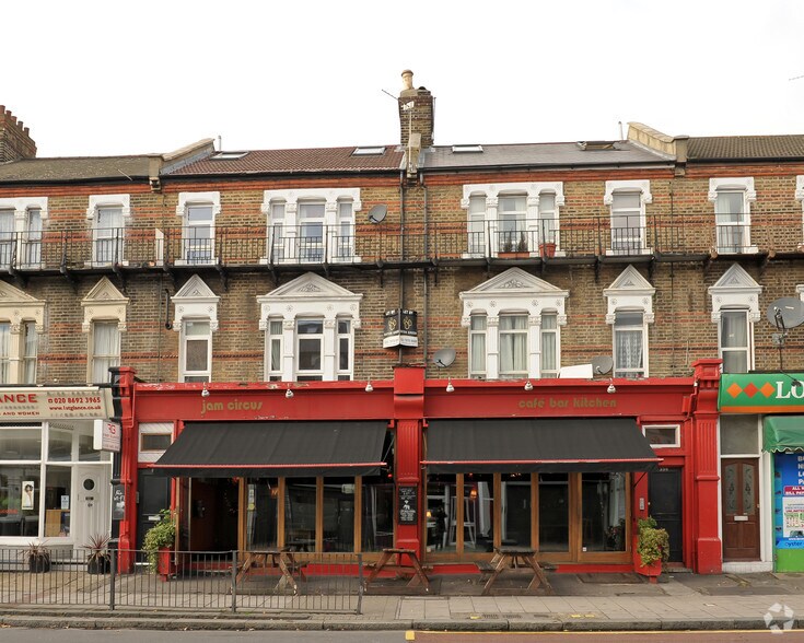 330-332 Brockley Rd, Londres à vendre - Photo de l’immeuble – Image 2 sur 4