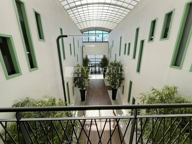 Bureau dans Aix-en-Provence à louer - Photo intérieure – Image 3 sur 13