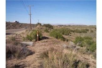 Plus de détails pour TBD Mariposa Rd, Hesperia, CA - Terrain à vendre