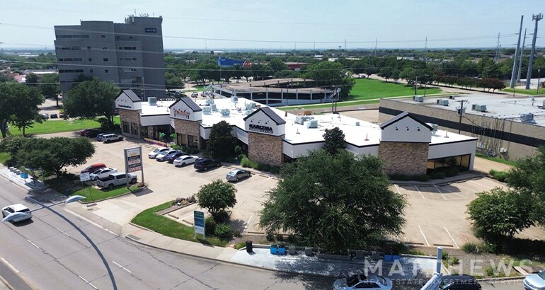 3953-3965 Belt Line Rd, Addison, TX à louer - Photo de l’immeuble – Image 1 sur 3