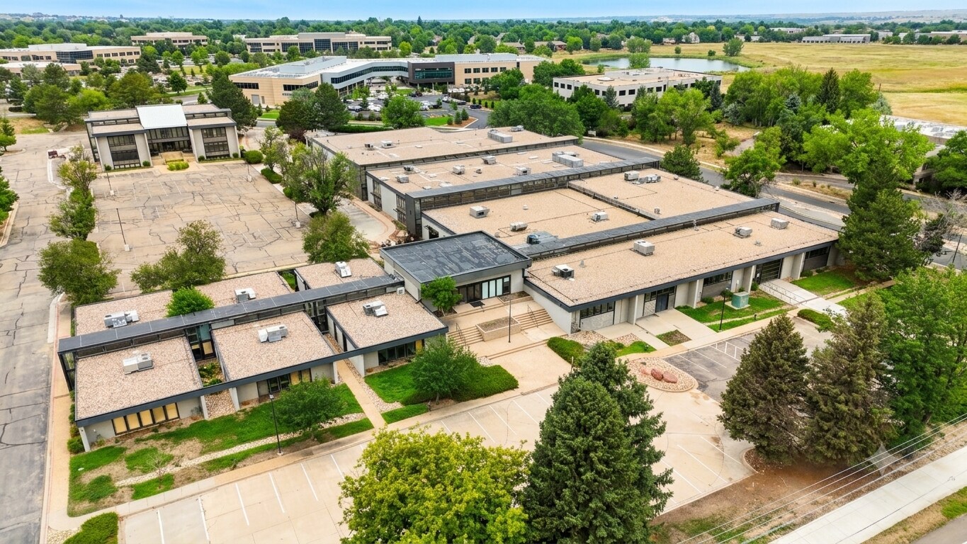 7088 Winchester Cir, Boulder, CO à louer Photo de l’immeuble– Image 1 sur 6