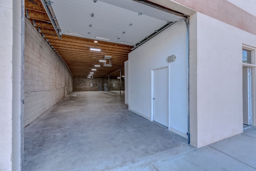 1216 E Pennsylvania St, Tucson, AZ à louer - Photo de l’immeuble – Image 3 sur 35