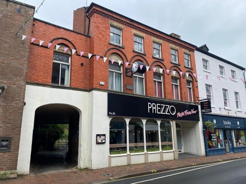 30 Church St, Oswestry à vendre - Photo de l’immeuble – Image 2 sur 25